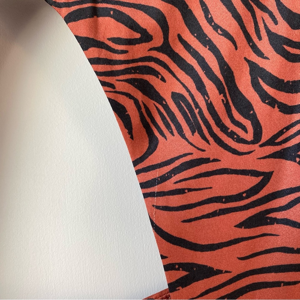 Free People Tiger Print Peplum Blouse S - Picture 10 of 13
